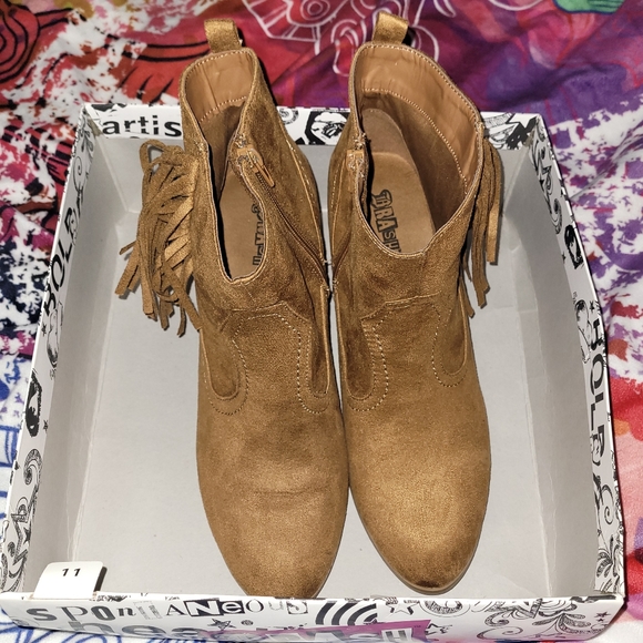 Faux Suede Fringe Booties - Picture 1 of 7